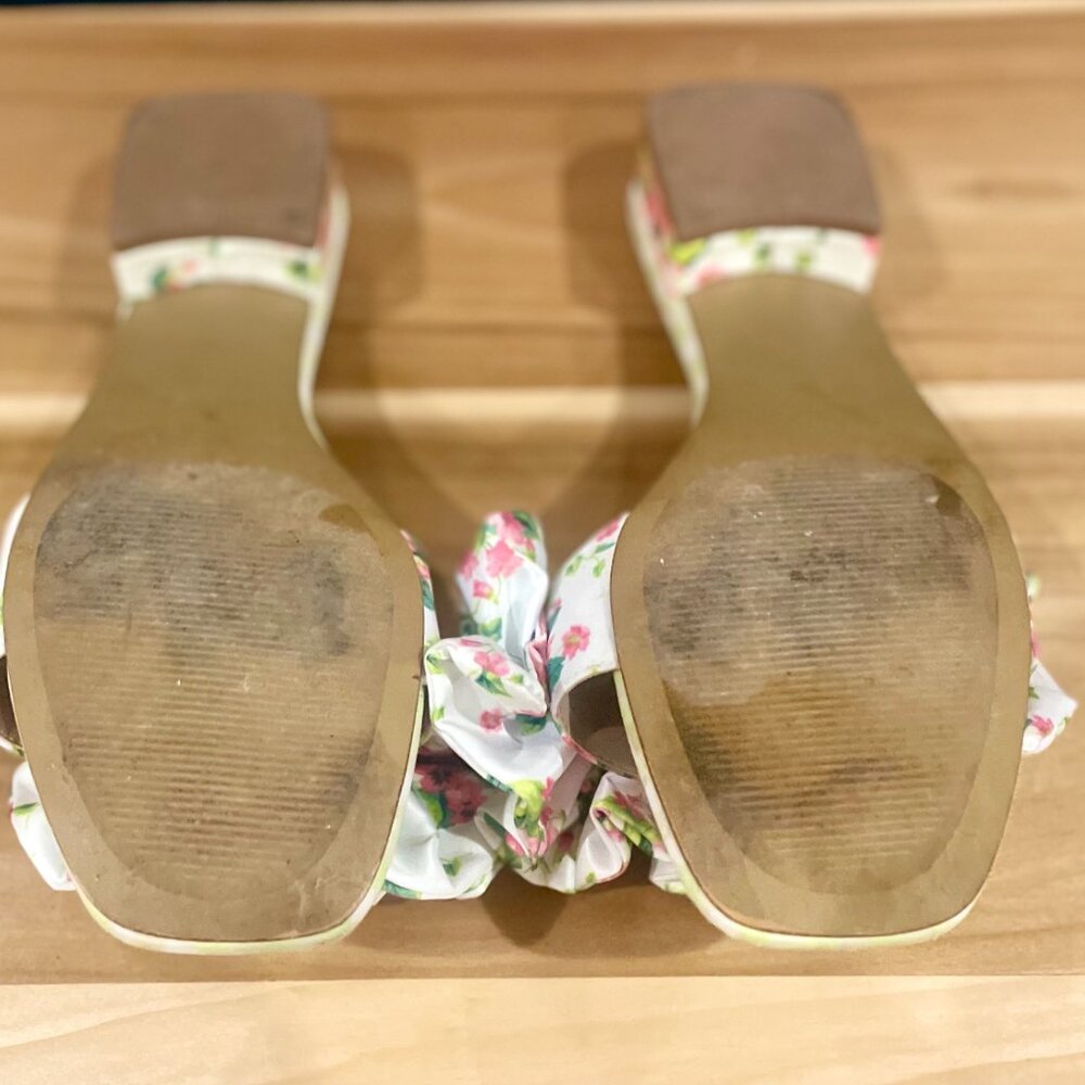 Betsey Johnson Women's Ruffle Sandal Slide Size 8.5 - Picture 5 of 5